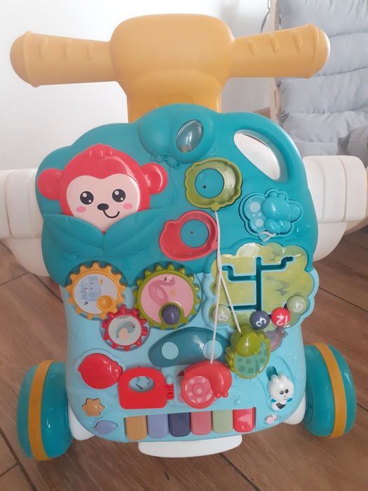 Bujaczek dla dziecka, pchacz, drabinka, ksiażeczka.