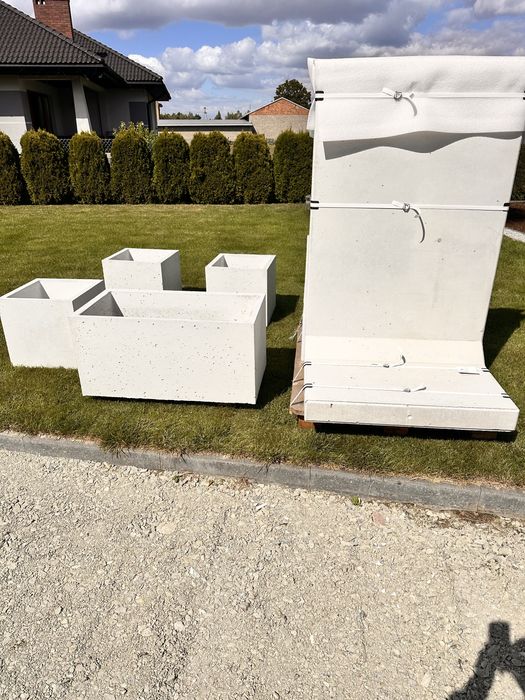 Donice z betonu architektonicznego