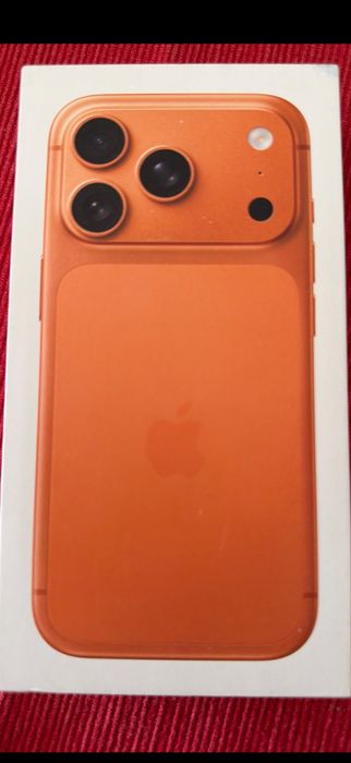 Iphone 17 Pro Max Laranja  256Gb Selado