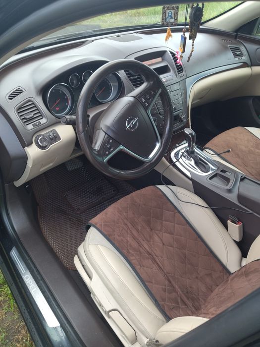 Продам Опель инсигния