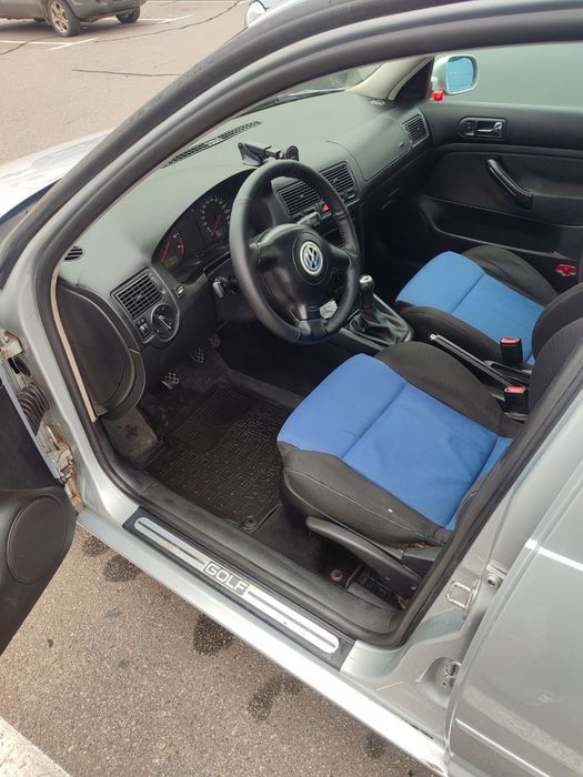Продам Golf 4 1.6 mpi