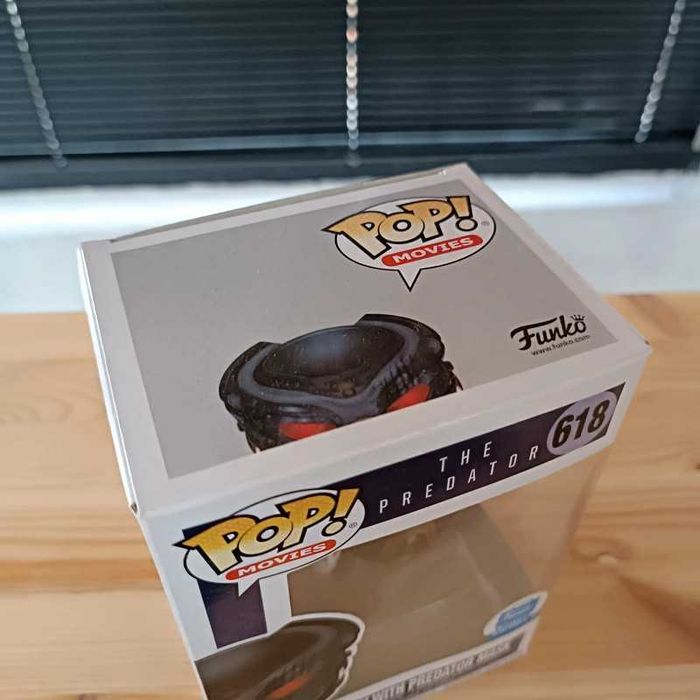 Funko Pops Rory with Predator Mask64740315825923122