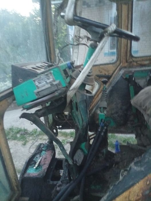 Продам кабіну трактора ЮМЗ 6
