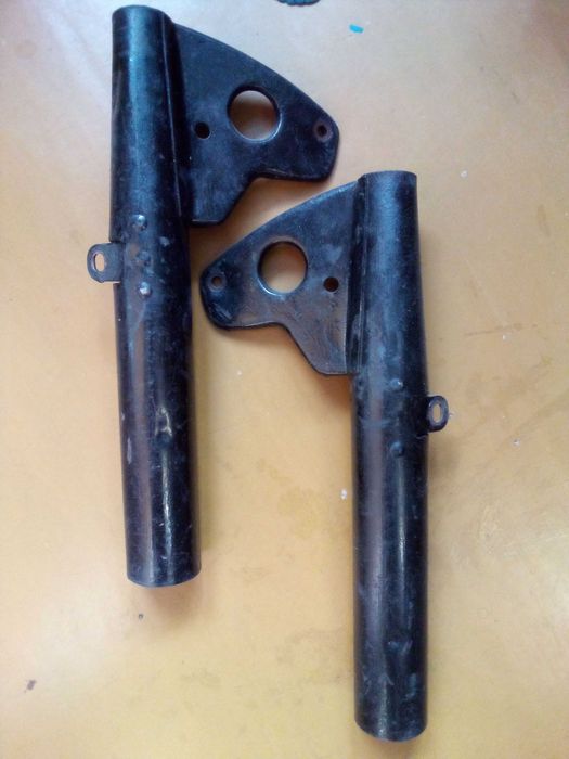 левая крышка двигателя, крепления фары, руль Восход