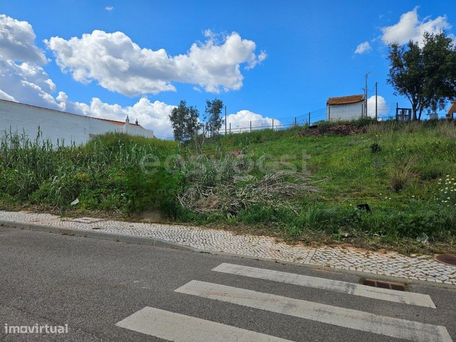 Urban Plot for Construction in Silves
