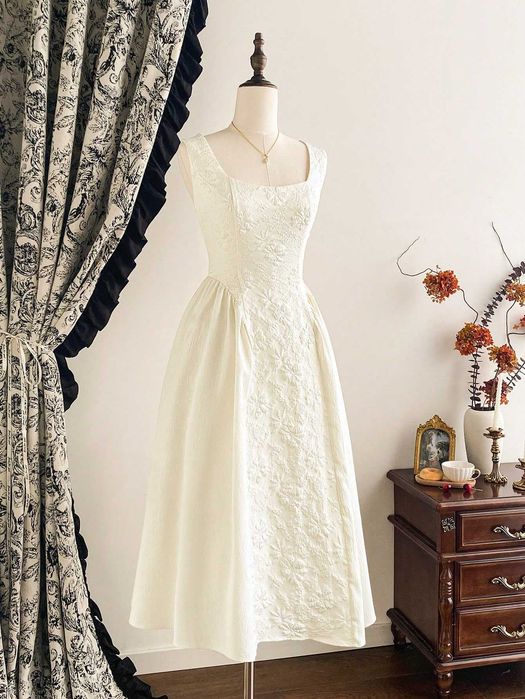 Sukienka vintage w stylu retro
