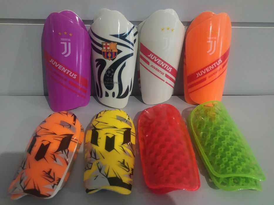 Щитки гетры перчатки футбольные детские щитки футбол