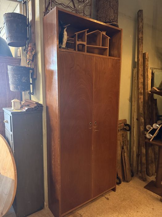 Movel alto vintage estilo nordico