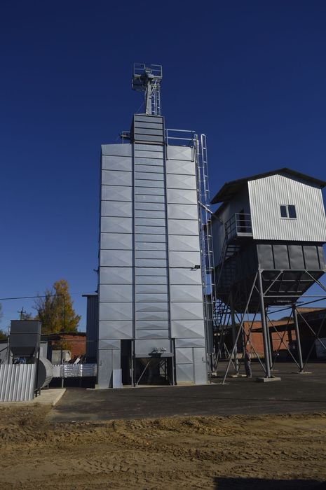 Зерносушарка ТоР для сої ріпака соняшника. Шахтна сушка для зерна