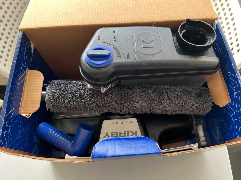 Vendo aspirador Kirby Avalir 2 Blue em excelente estado.