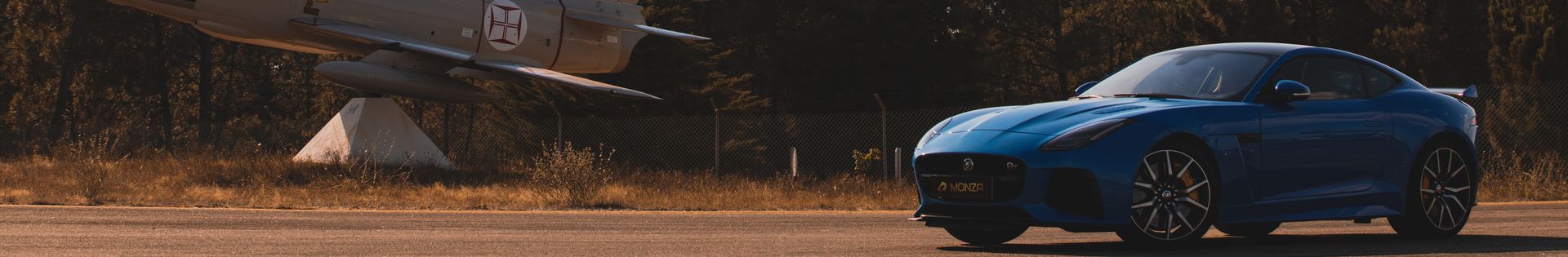 Monza top banner