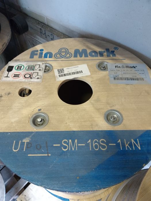 Круглий діалектрик Кабель оптичний UT001-SM-16S-1kN, 1000м