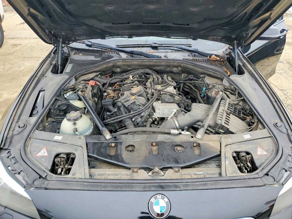 Бампер BMW F10 Розборка БМВ Ф10 Запчастини до BMW F10 M Пакет