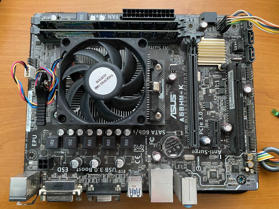 Zestaw AMD FM2+ | Athlon X4 830 + BOX | ASUS A68HM-K | 8GB DDR3