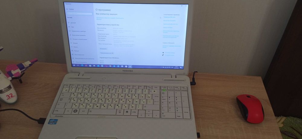 Ноутбук Toshiba Satellite L750 Core i5.