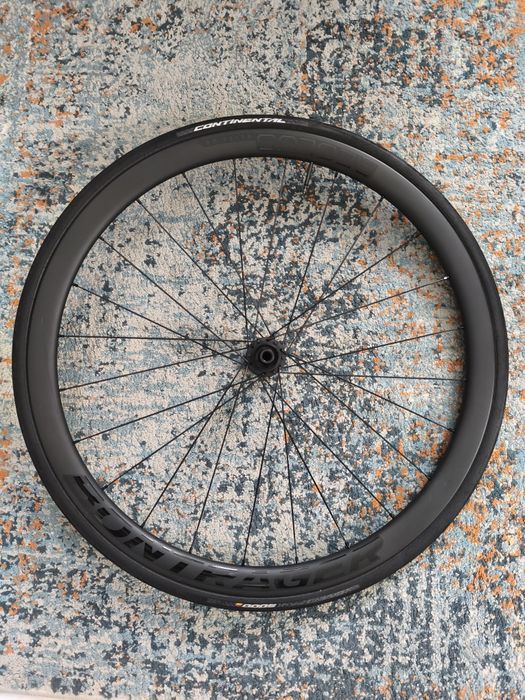 Komplet kół karbonowych Bontrager Aeolus Elite 35 TLR disc