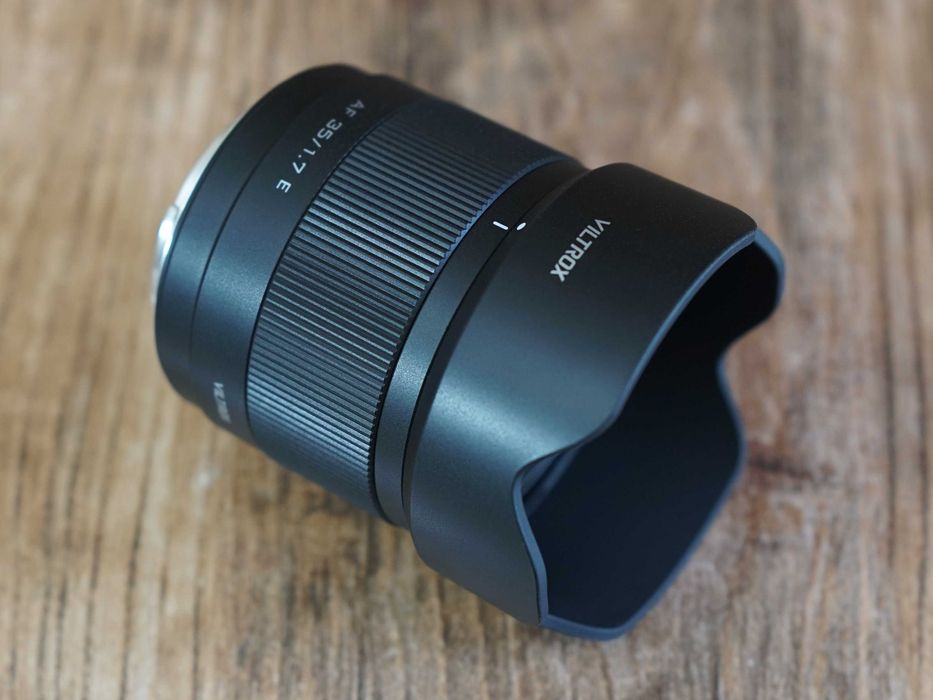 Viltrox AF 35mm f/1.7 Air з фільтром K&F Concept . Sony E-mount . Оригінал . ІДЕАЛЬНИЙ СТАН