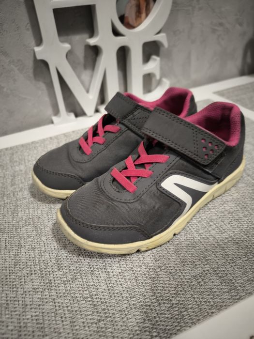 Buty sportowe Decathlon r. 30