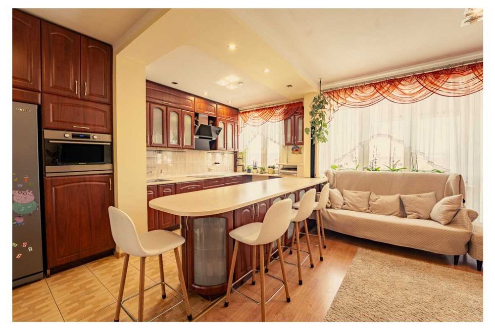 mieszkanie 4 pok, 70m, przy Domu Kultury