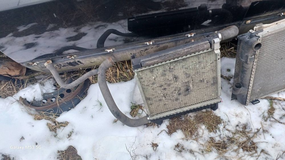 Радиатор охлаждения дифузор мерседес w124 w190