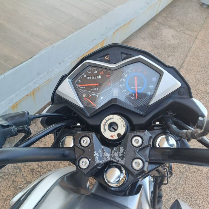 Vendo mota 125 cc