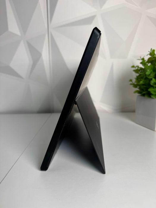 Планшет 2-в-1 Linx 12V64EDU / Atom x5-Z8330 / 4GB / 64GB / 12" Full HD Touch