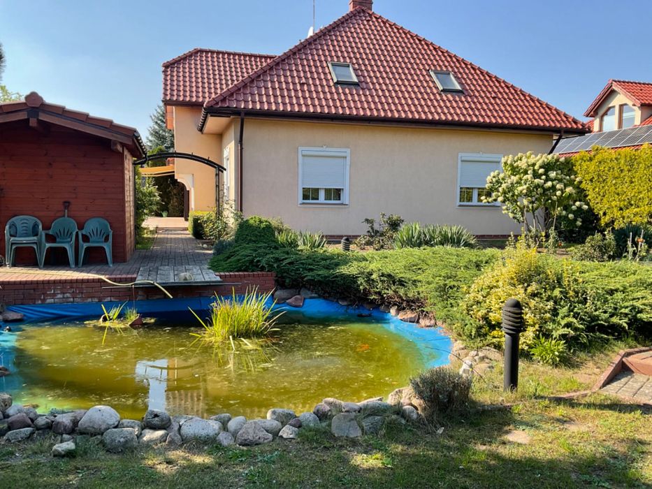 Dom 256 m2 na sprzedaż-Koronowo, duża działka, idealny dla rodziny, spokojna okolica, blisko Bydgoszczy
