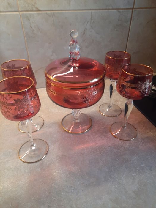 Посуда набор конфетница и 4 бокала