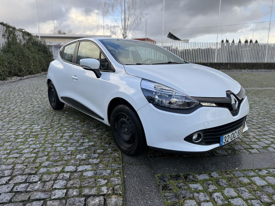 Renault clio 1.5 dci 5 lugares
