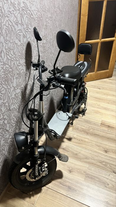 Електроскутер Minako Monster Pro