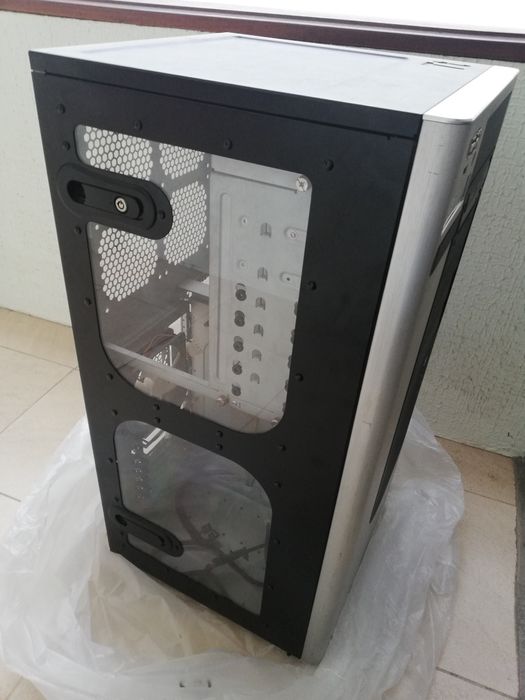 Thermaltake Mozart TX full atx