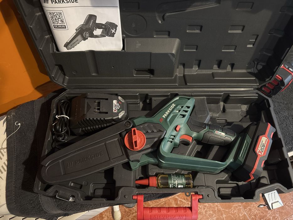 Mini Serra Parkside 20v - Nova e completa