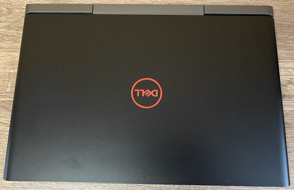 Dell Inspiron 15-7577 | RAM 32Gb | SSD 256Tb 1 TB HDD | GTX 1060