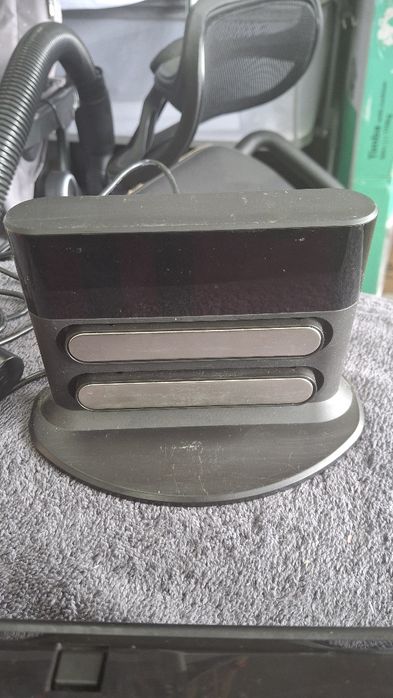 robot sprzątający neato D9 (2)