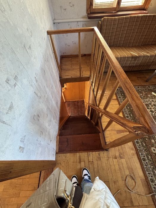 Продається двух поверховий будинок  с. Євмінка 50км від Києва