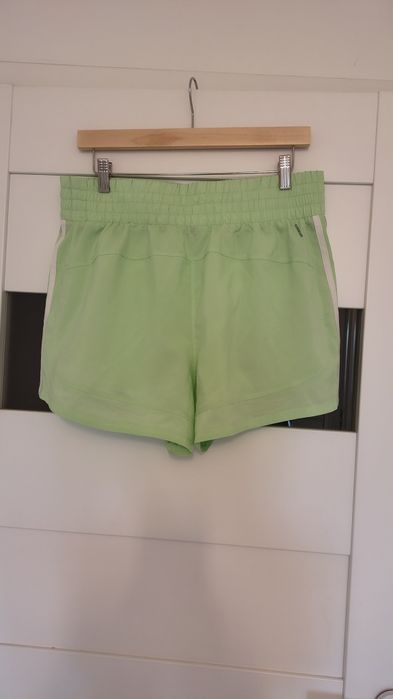 Spodenki Adidas L