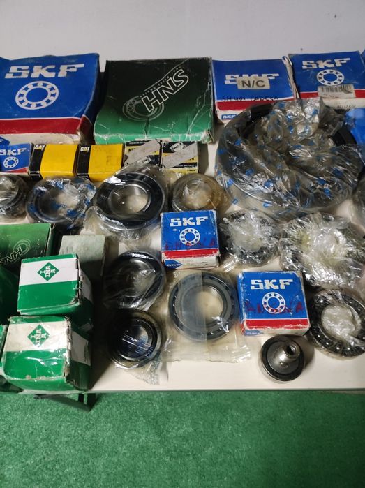 Lote de 47 rolamentos novos várias referências