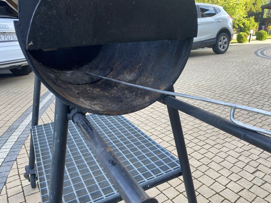 Grill węglowy stalowy solidny
