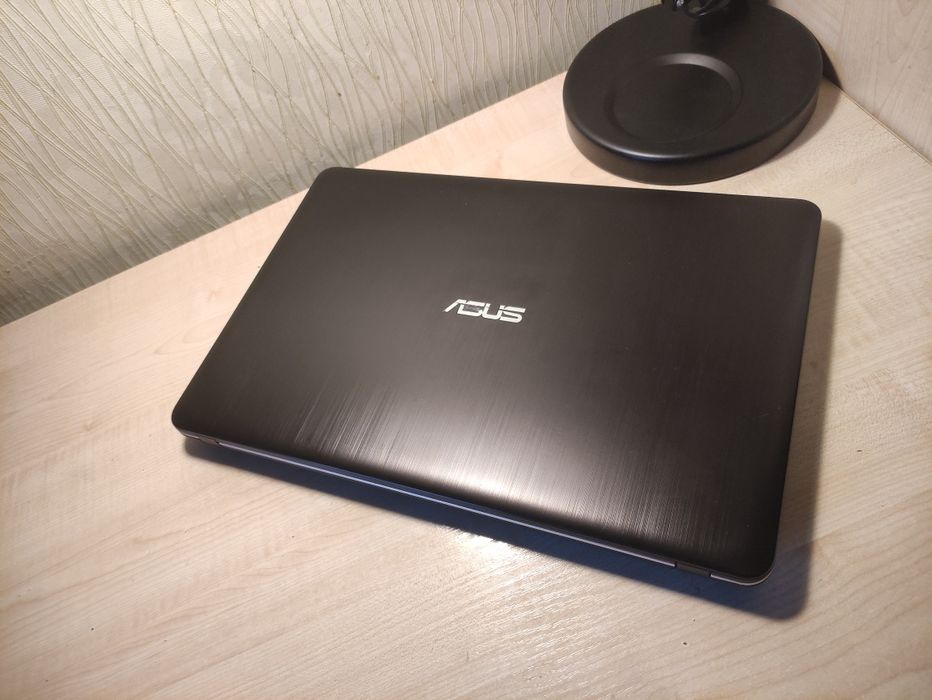 Ноутбук Asus / Ультрабук
