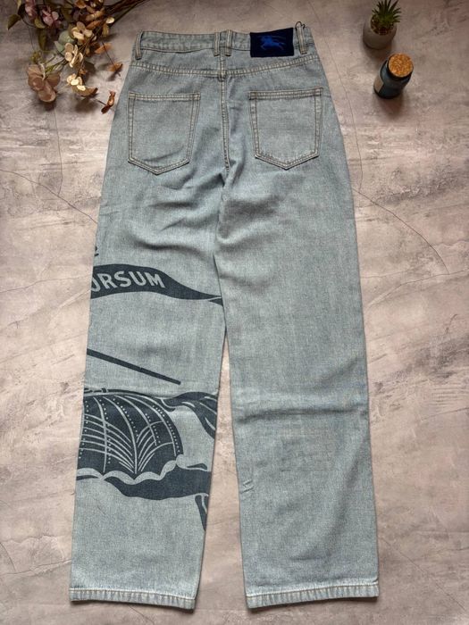 Джинси Burberry