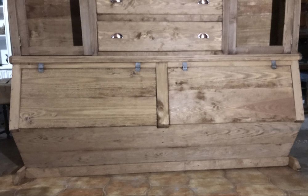 Bancadas de carpinteiro restautadas para decoração!
