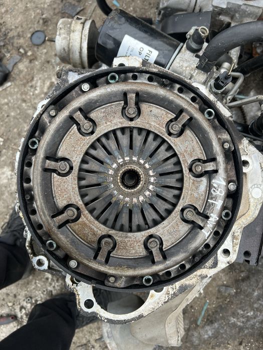 Демпфер щеплення Volkswagen Passat 1.8 t Skoda Audi