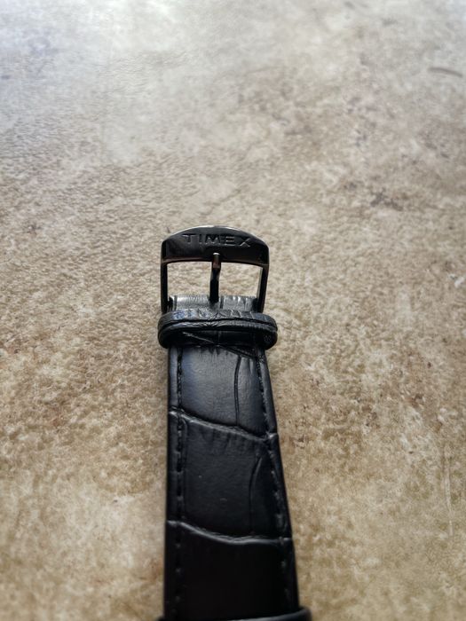 Класичний годинник Timex