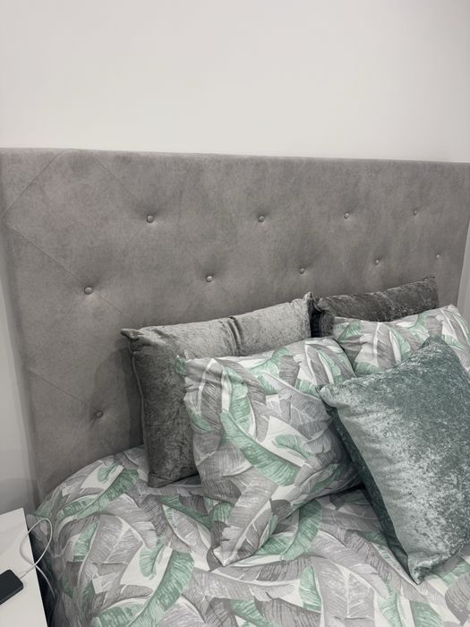 Cama complemente nova