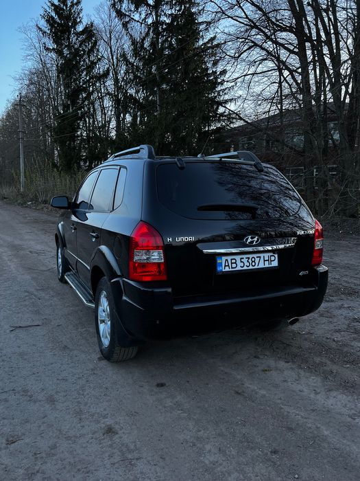 Автомобіль HYUNDAI