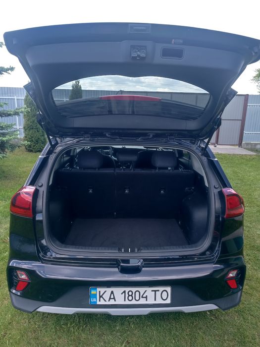 Продам машину KIA Niro
