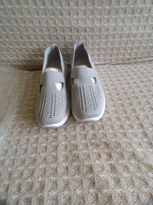Buty sportowo -rekreacyjne damskie