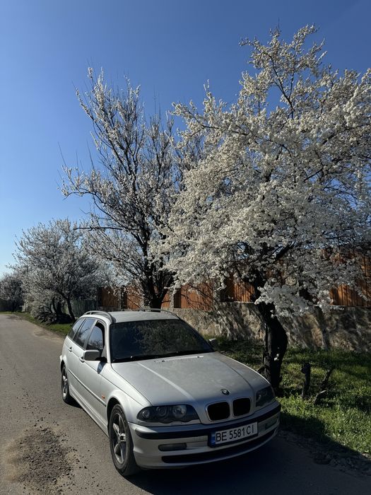 Bmw E46 320d touring 2001 АКПП (жирная комплектация)