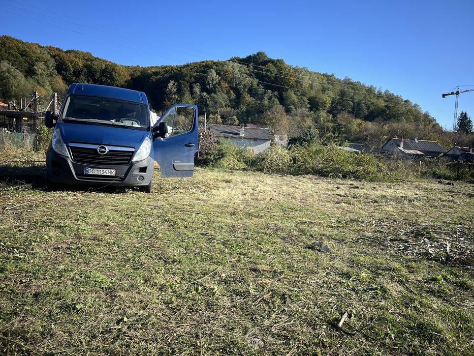 Косіння трави чистка ділянок дрізання кущів  дерев вивіз  сміття
