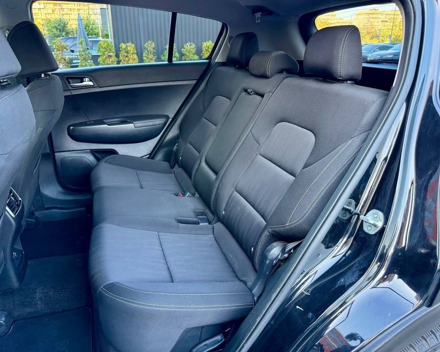 Продаж Kia Sportage LX